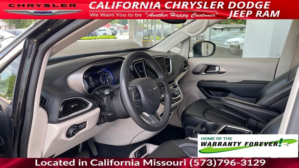 2023 Chrysler Pacifica Touring L