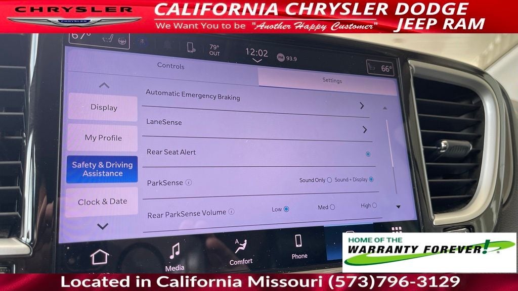 2023 Chrysler Pacifica Touring L