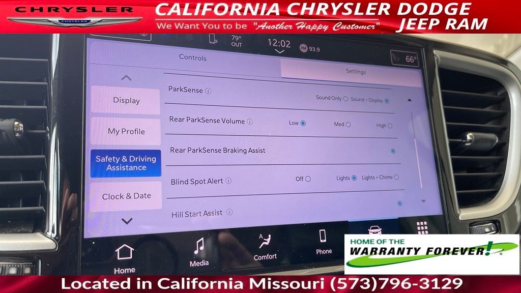 2023 Chrysler Pacifica Touring L