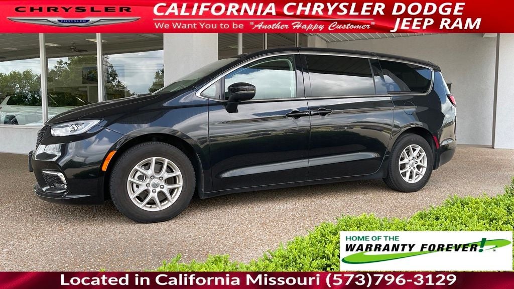 2023 Chrysler Pacifica Touring L