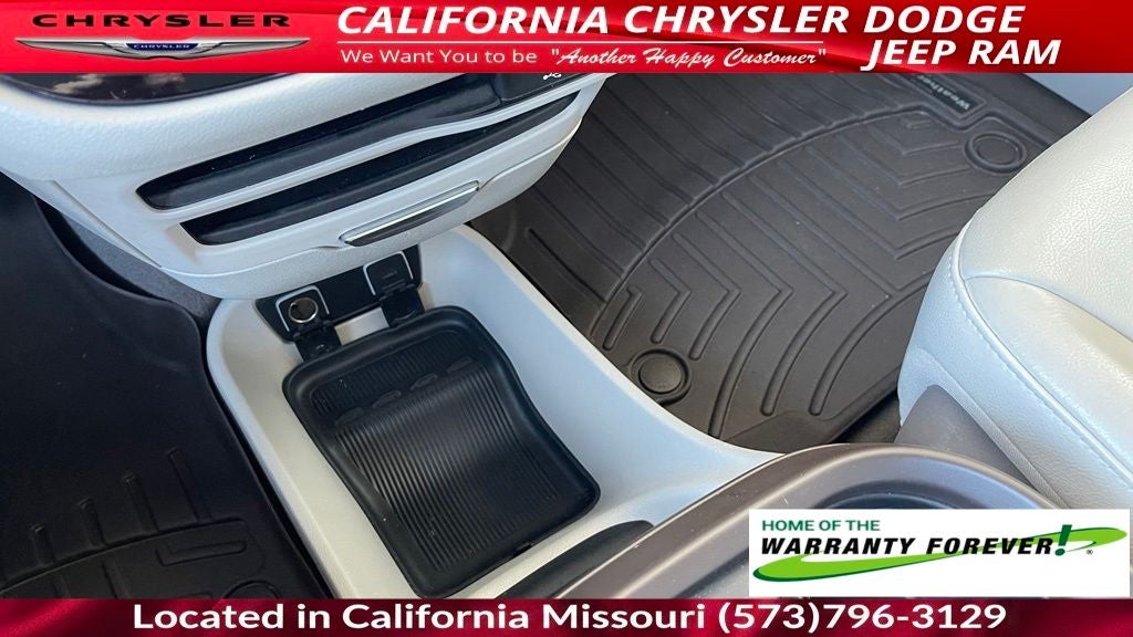 2020 Chrysler Pacifica Touring L