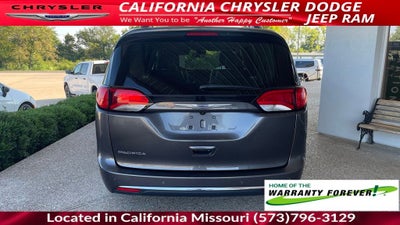2020 Chrysler Pacifica Touring L