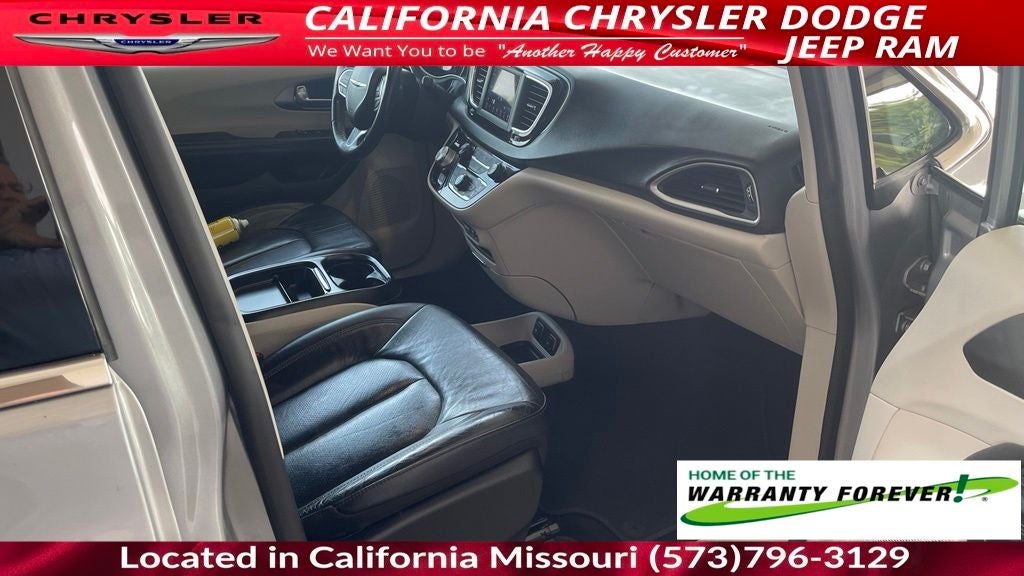 2020 Chrysler Pacifica Touring L