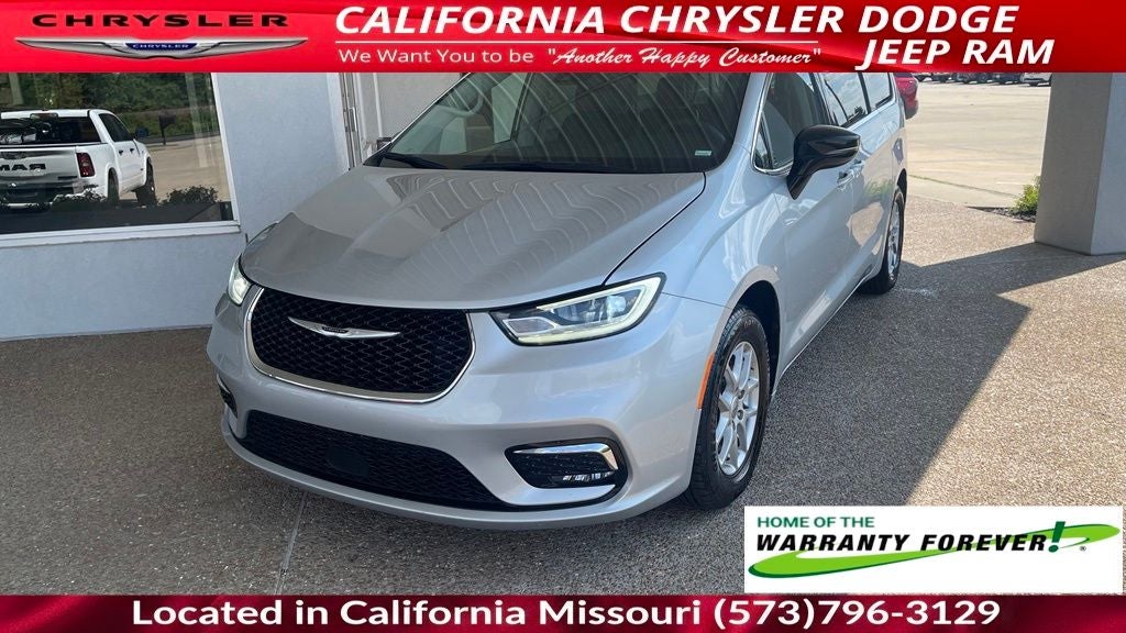 2024 Chrysler Pacifica Touring L