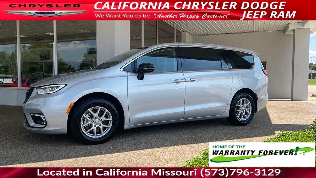 2024 Chrysler Pacifica Touring L