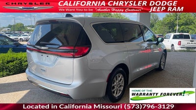 2024 Chrysler Pacifica Touring L