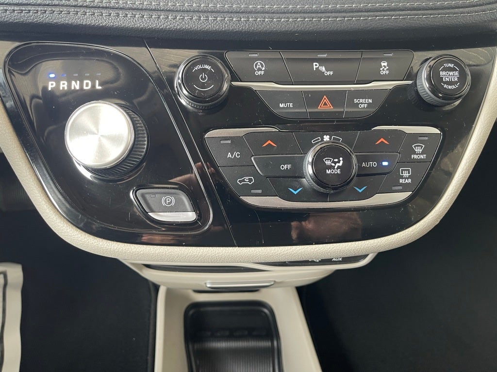 2019 Chrysler Pacifica Limited