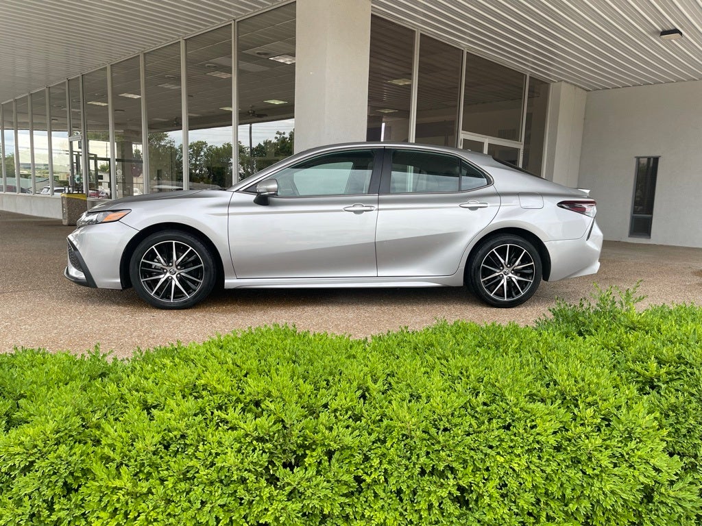 2023 Toyota Camry Base