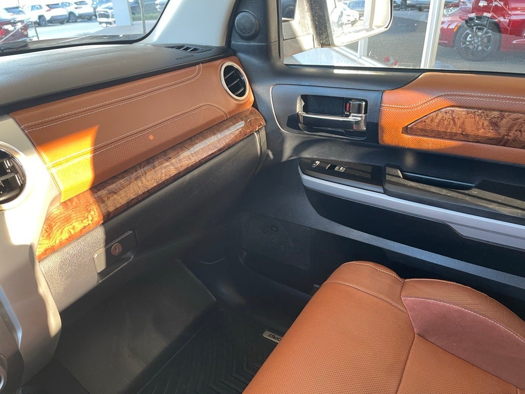 2019 Toyota Tundra Base