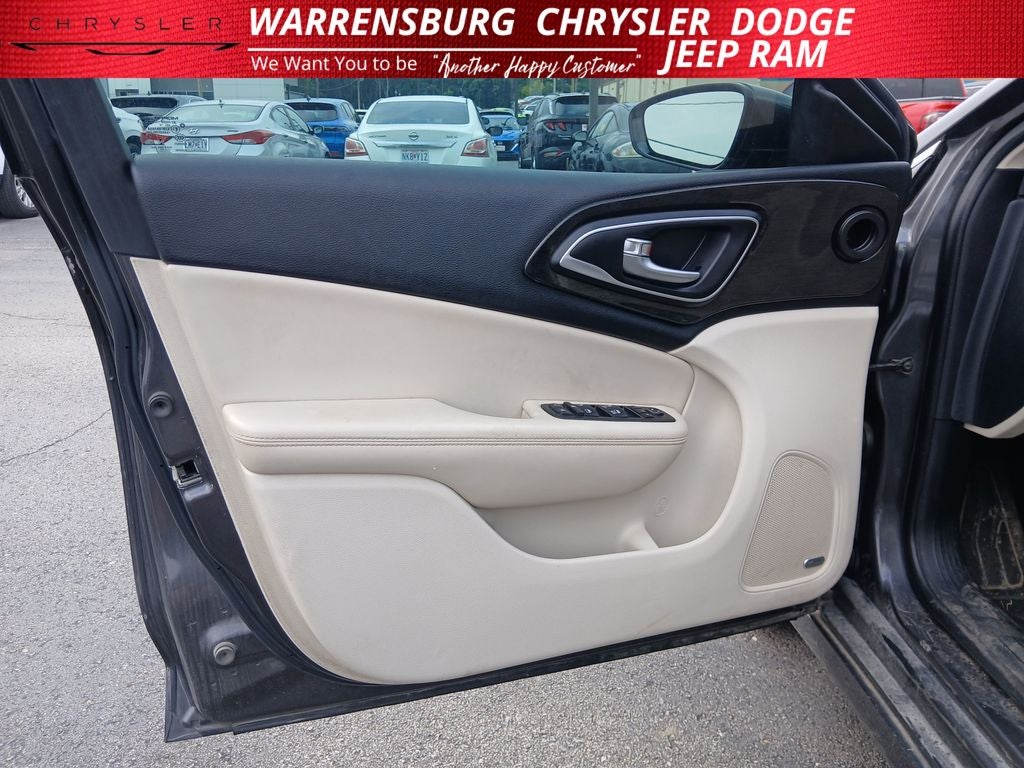 2015 Chrysler 200 C