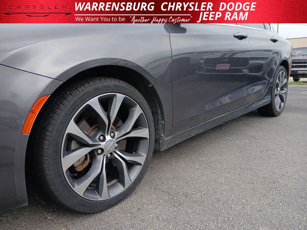 2015 Chrysler 200 C