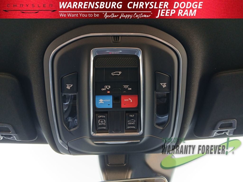 2026 Jeep Grand Cherokee GRAND CHEROKEE LAREDO X 4X4