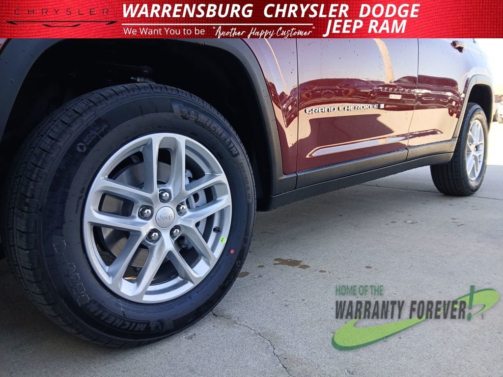 2026 Jeep Grand Cherokee GRAND CHEROKEE LAREDO X 4X4