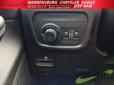 2027 Jeep Grand Cherokee GRAND CHEROKEE LAREDO 4X4