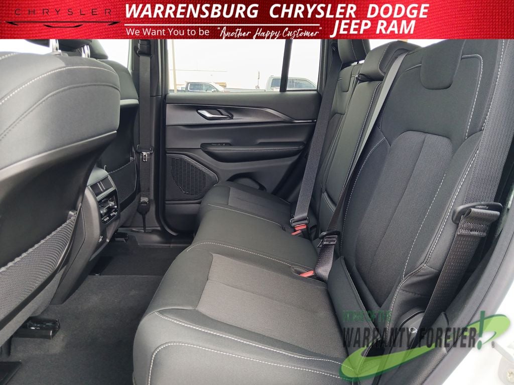 2026 Jeep Grand Cherokee GRAND CHEROKEE LAREDO 4X4