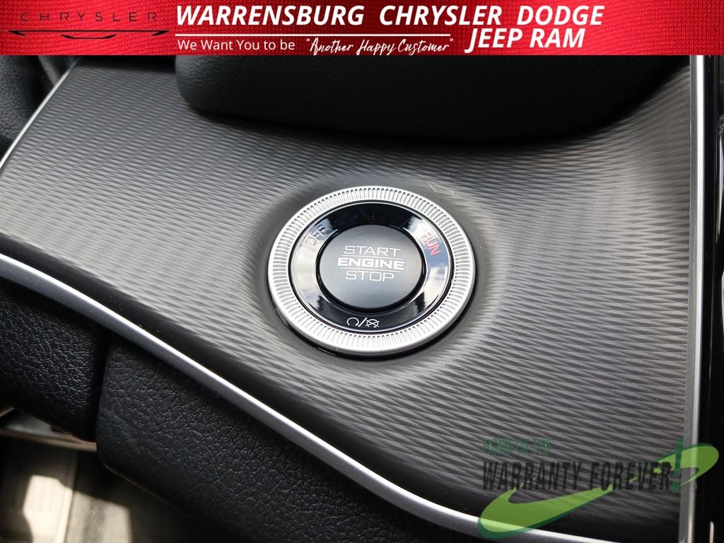 2026 Jeep Grand Cherokee GRAND CHEROKEE LAREDO 4X4