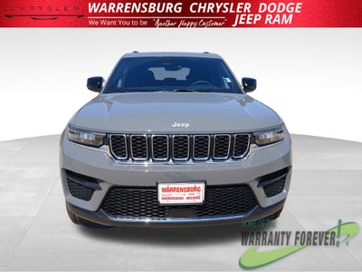 2027 Jeep Grand Cherokee GRAND CHEROKEE LAREDO 4X4