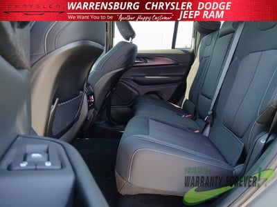 2027 Jeep Grand Cherokee GRAND CHEROKEE LAREDO 4X4
