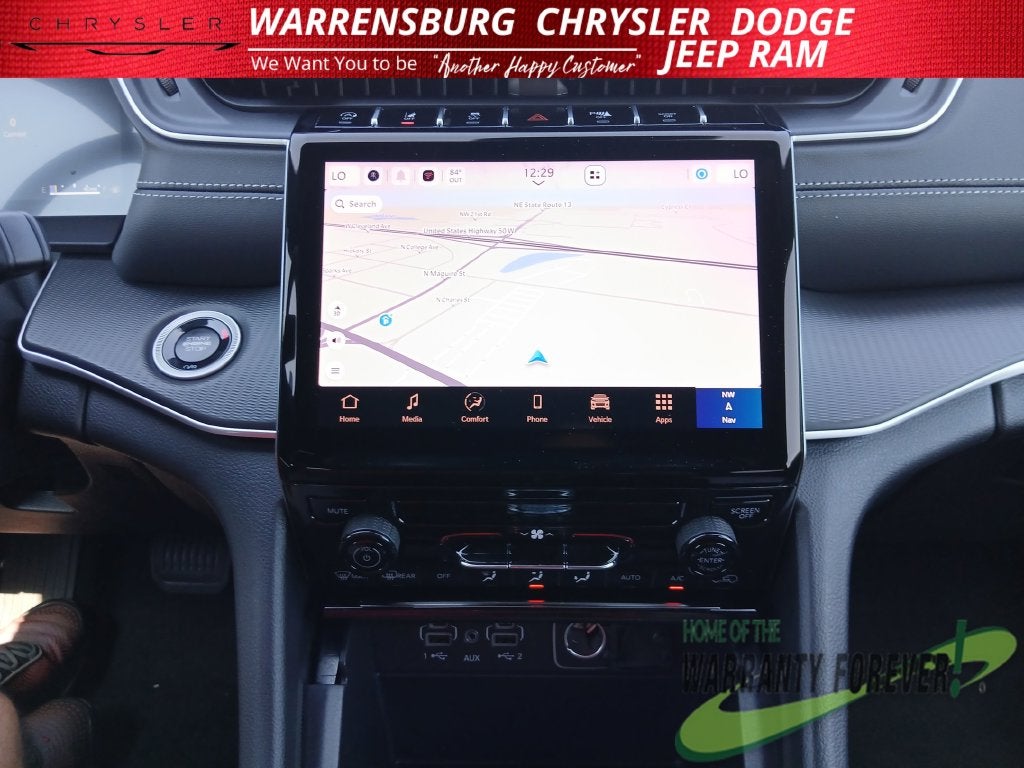2027 Jeep Grand Cherokee GRAND CHEROKEE LAREDO 4X4