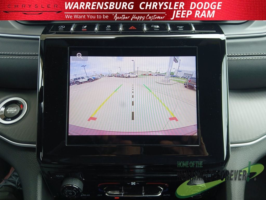 2026 Jeep Grand Cherokee GRAND CHEROKEE LAREDO 4X4