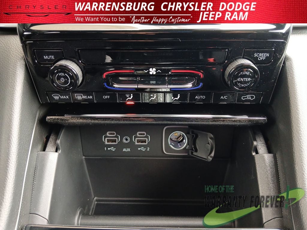 2026 Jeep Grand Cherokee GRAND CHEROKEE LAREDO 4X4