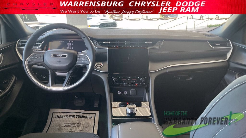 2027 Jeep Grand Cherokee Laredo X