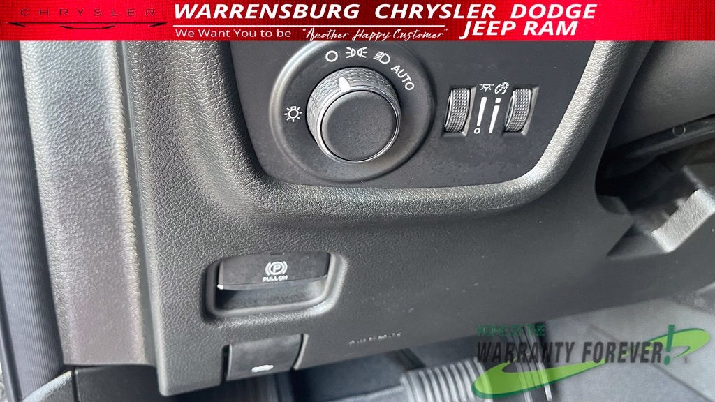 2027 Jeep Grand Cherokee Laredo X