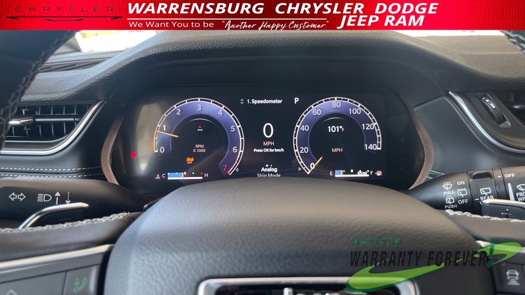 2027 Jeep Grand Cherokee Laredo X