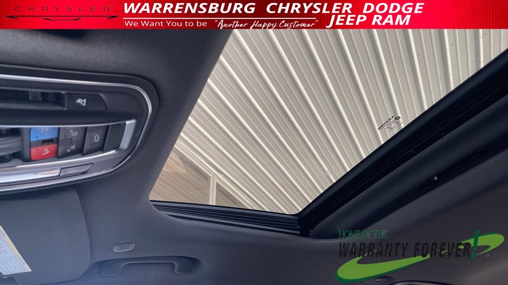 2027 Jeep Grand Cherokee Laredo X