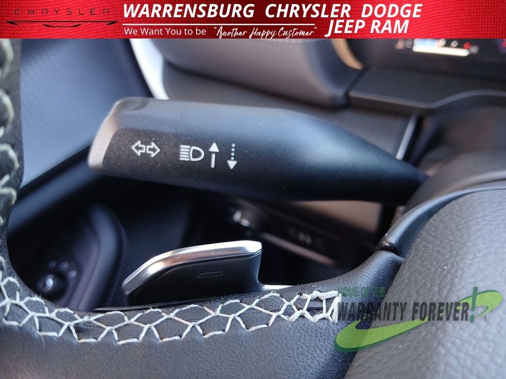 2026 Jeep Grand Cherokee GRAND CHEROKEE LAREDO X 4X4