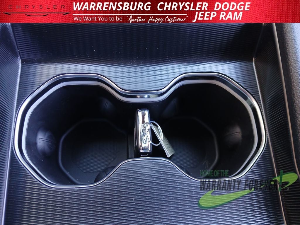 2026 Jeep Grand Cherokee GRAND CHEROKEE LAREDO X 4X4