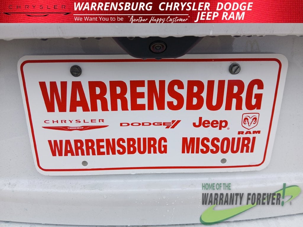 2027 Jeep Grand Cherokee GRAND CHEROKEE LAREDO 4X4