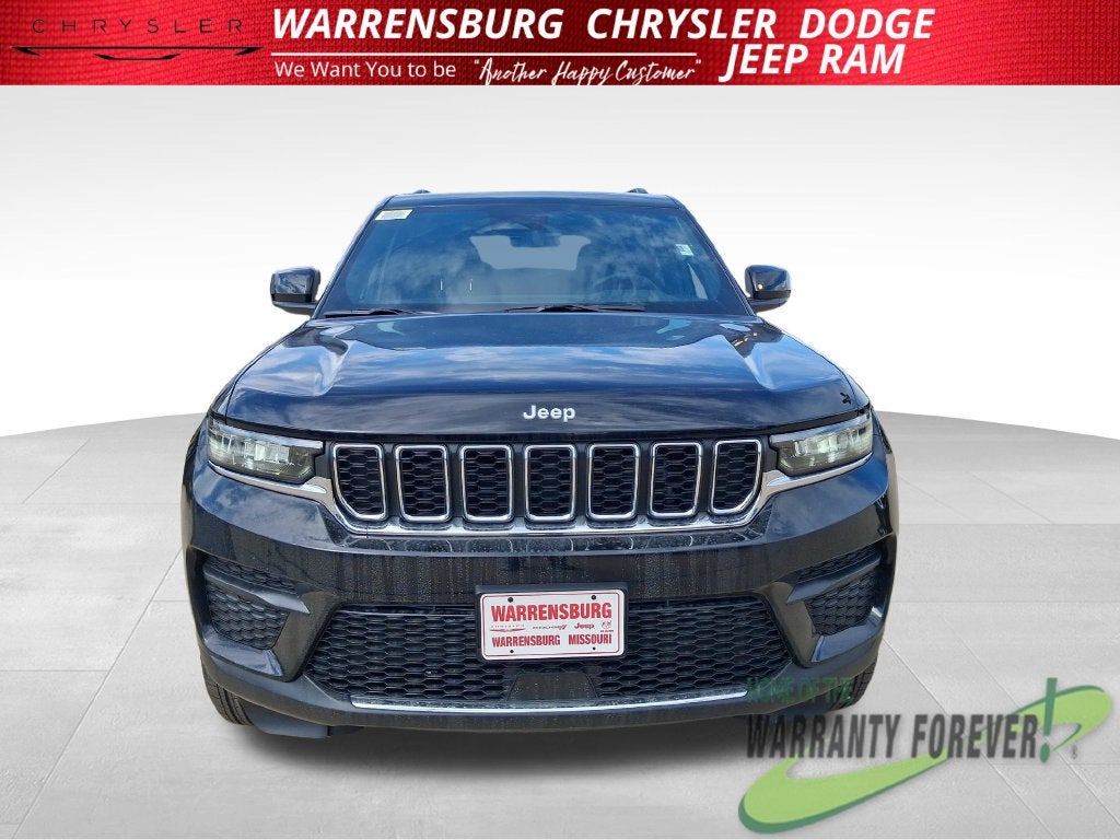 2027 Jeep Grand Cherokee GRAND CHEROKEE LAREDO X 4X4