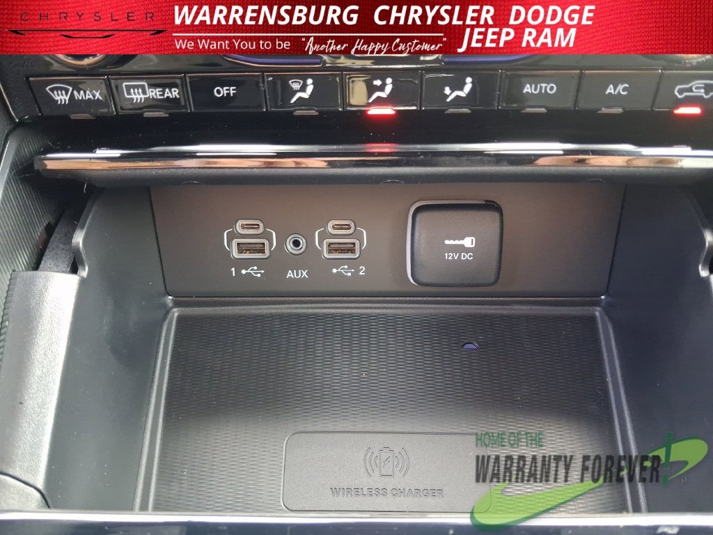 2027 Jeep Grand Cherokee GRAND CHEROKEE LAREDO X 4X4