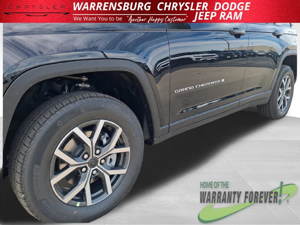 2027 Jeep Grand Cherokee GRAND CHEROKEE LAREDO X 4X4