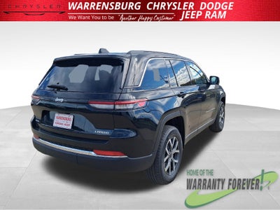 2027 Jeep Grand Cherokee GRAND CHEROKEE LAREDO X 4X4
