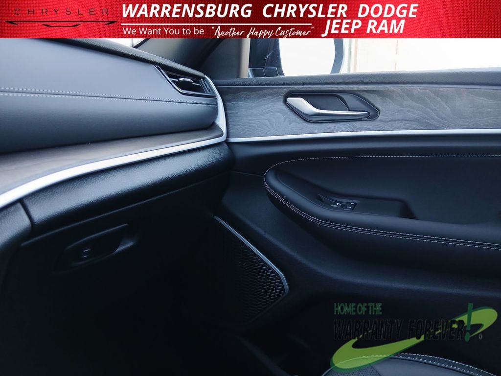 2027 Jeep Grand Cherokee Limited Reserve