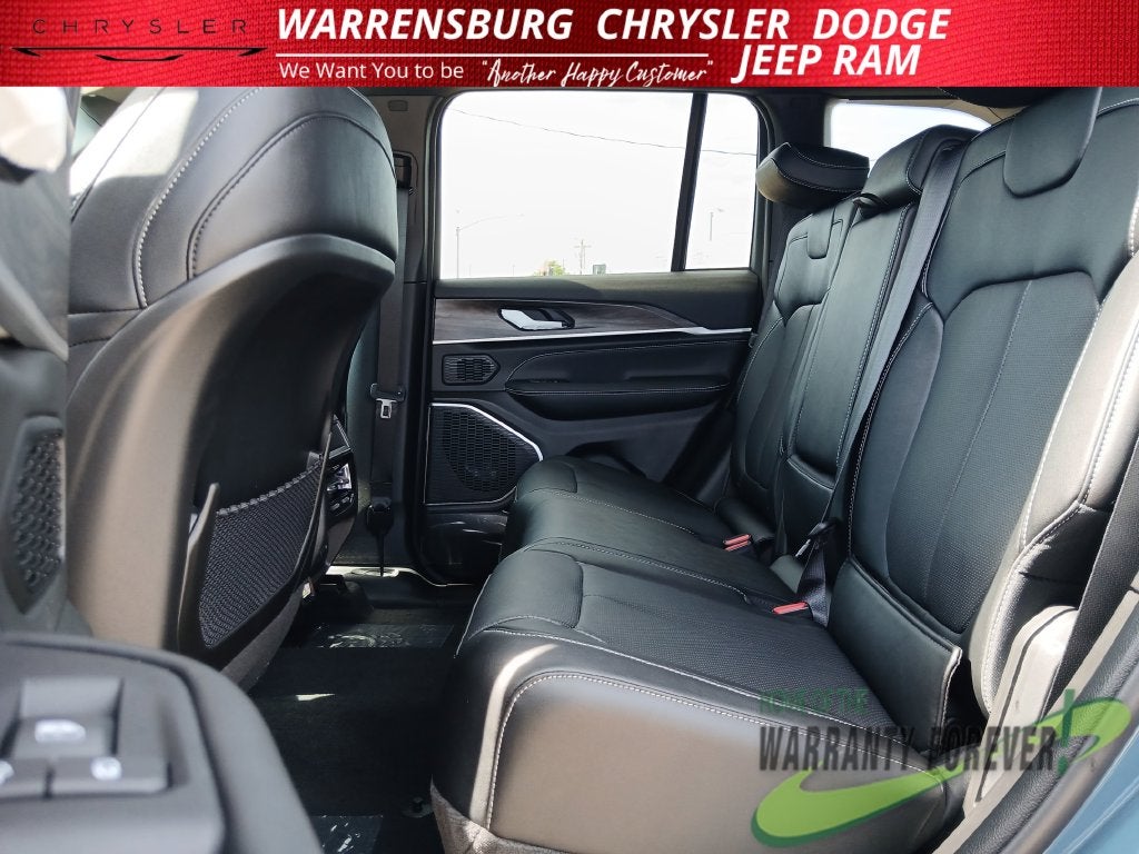 2027 Jeep Grand Cherokee GRAND CHEROKEE LIMITED RESERVE 4X4