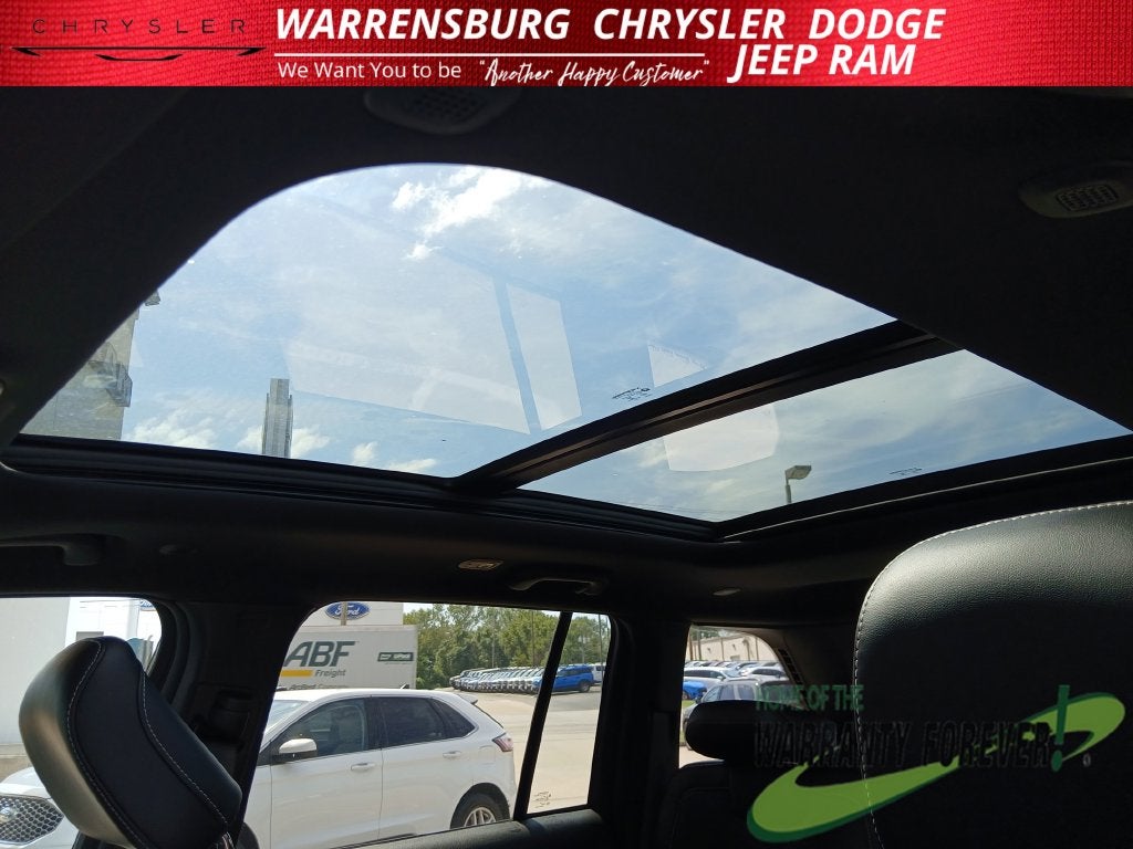 2027 Jeep Grand Cherokee GRAND CHEROKEE LIMITED RESERVE 4X4