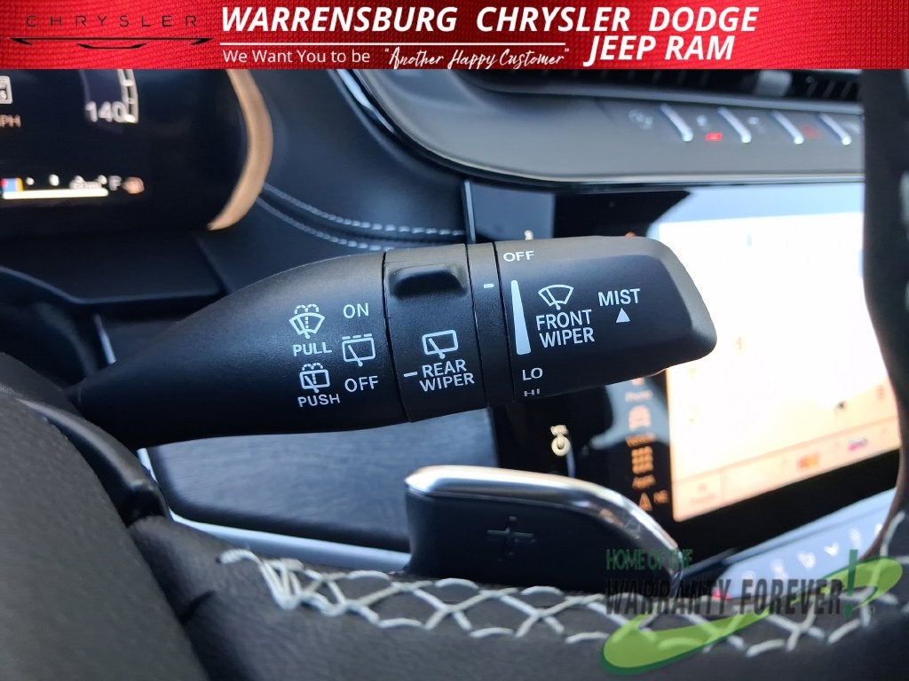 2027 Jeep Grand Cherokee GRAND CHEROKEE LIMITED RESERVE 4X4