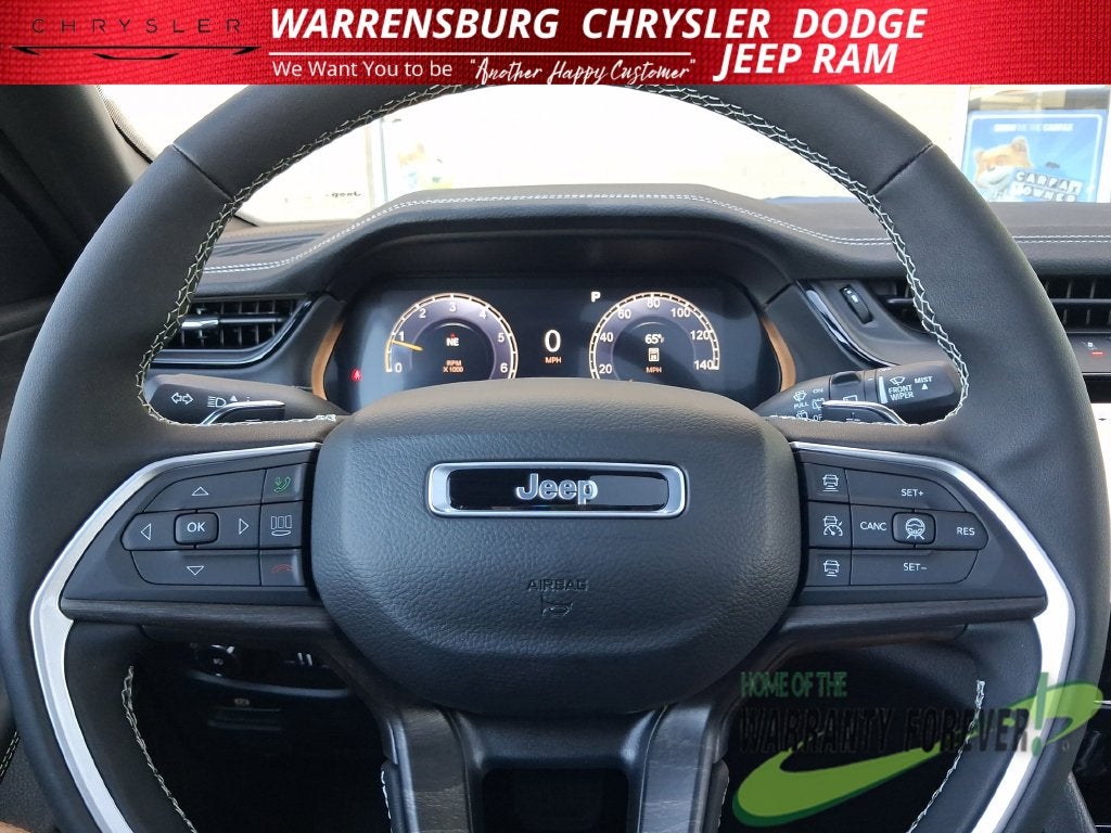 2027 Jeep Grand Cherokee GRAND CHEROKEE LIMITED RESERVE 4X4