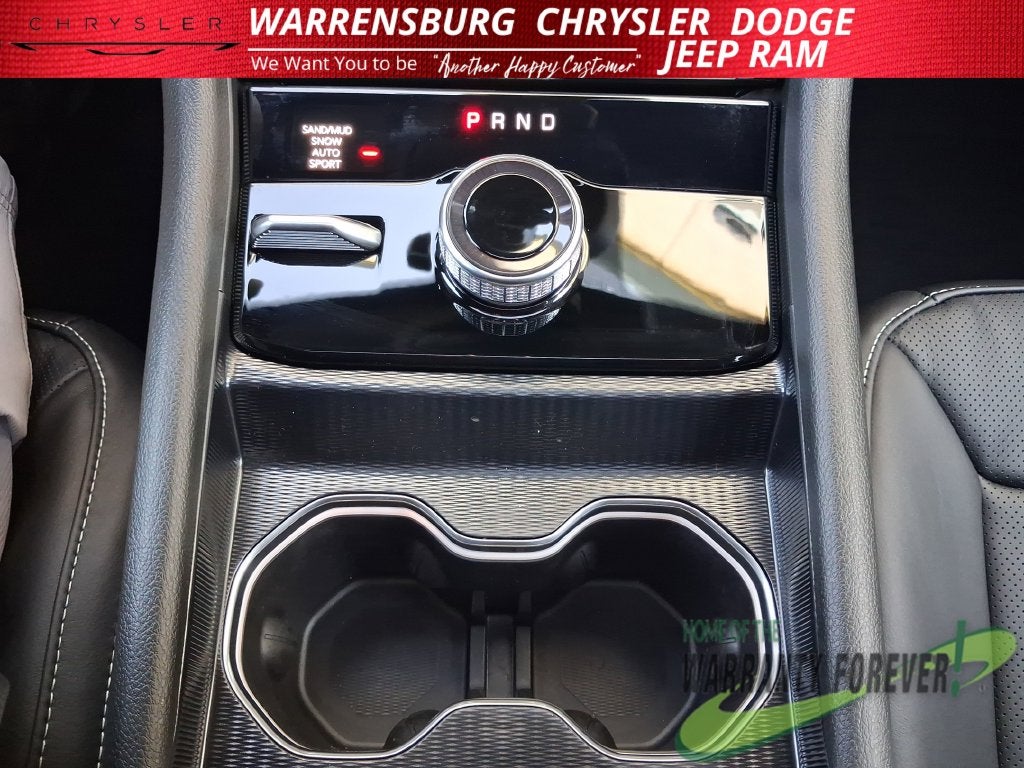 2027 Jeep Grand Cherokee GRAND CHEROKEE LIMITED RESERVE 4X4