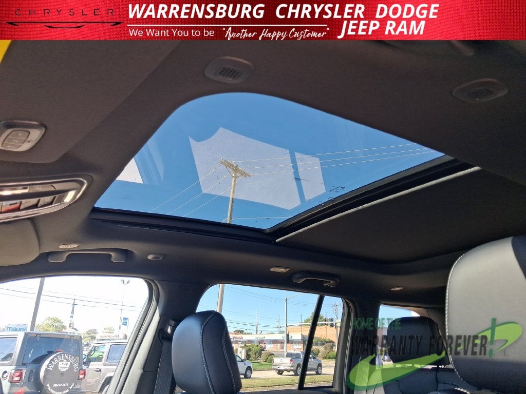 2027 Jeep Grand Cherokee GRAND CHEROKEE LIMITED RESERVE 4X4