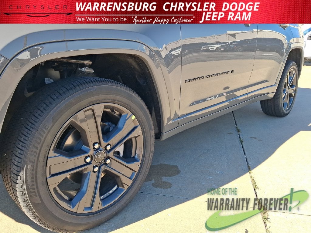 2027 Jeep Grand Cherokee GRAND CHEROKEE LIMITED RESERVE 4X4