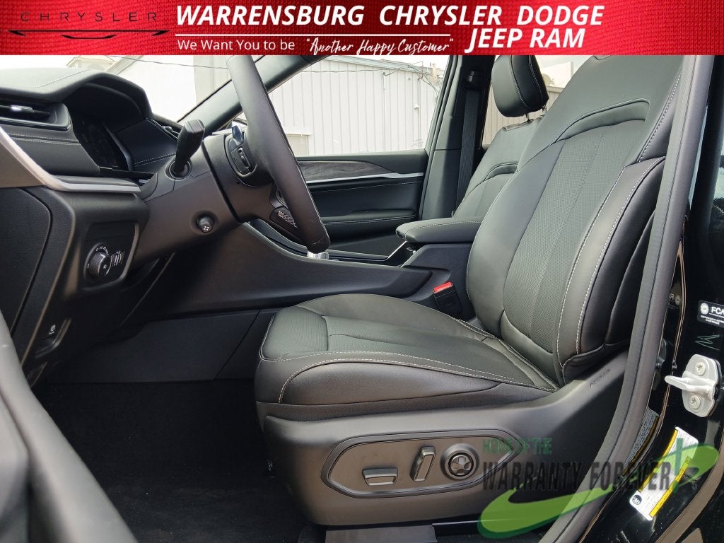 2027 Jeep Grand Cherokee GRAND CHEROKEE LIMITED RESERVE 4X4