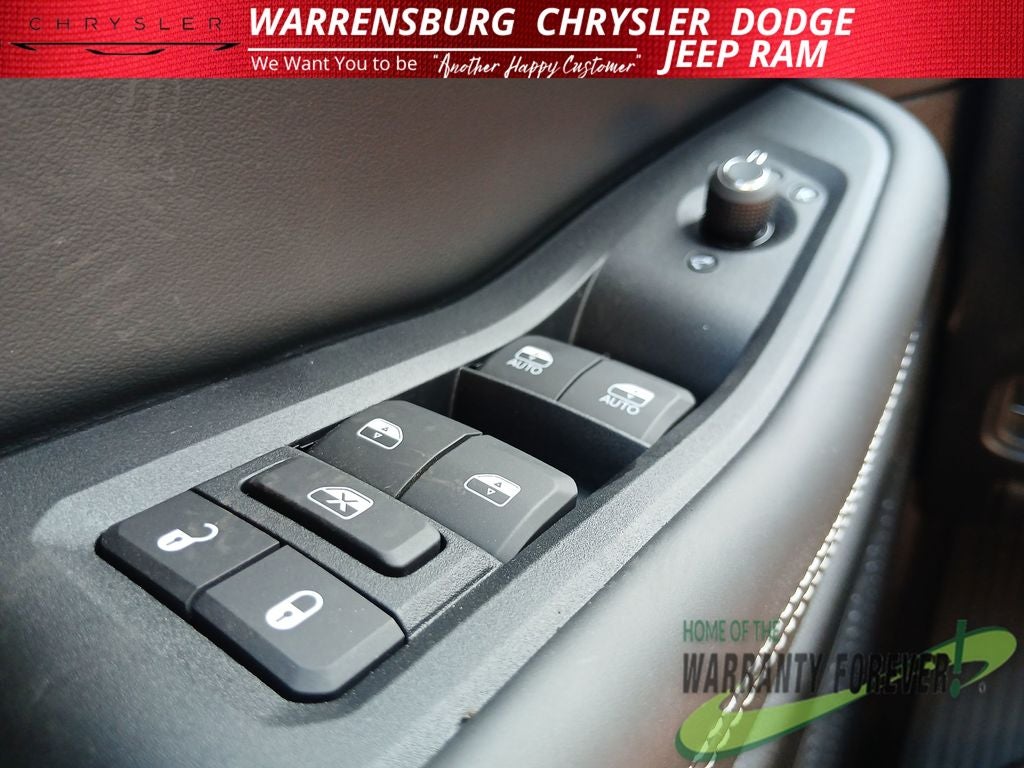 2027 Jeep Grand Cherokee Limited Reserve
