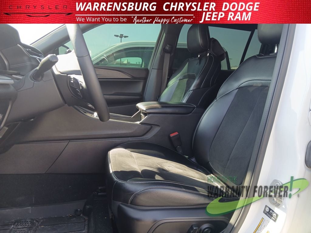 2024 Jeep Grand Cherokee L Altitude X 4x4