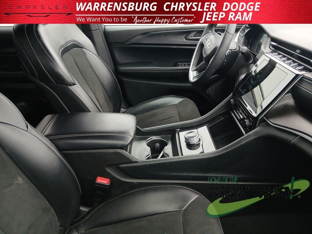 2023 Jeep Grand Cherokee L Altitude 4x4