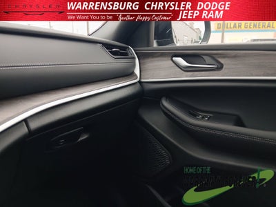 2027 Jeep Grand Cherokee GRAND CHEROKEE L LAREDO ALTITUDE 4X4