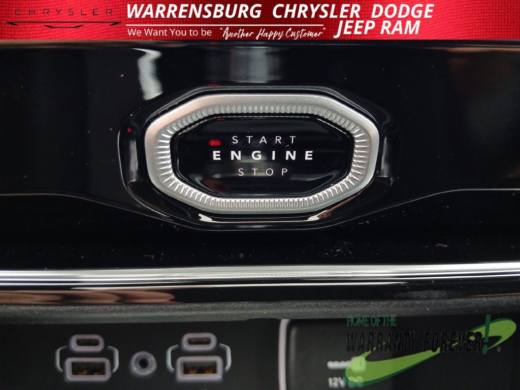 2027 Jeep Grand Cherokee GRAND CHEROKEE L LAREDO ALTITUDE 4X4